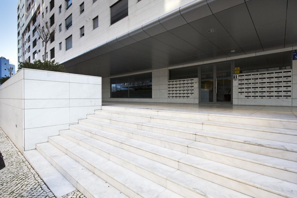 Oriente Marina Apartments By Apt Iin - Parque Das Nacoes Лісабон Екстер'єр фото